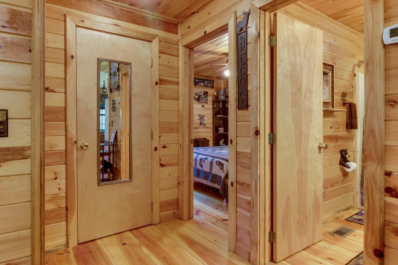 Ferienhaus Tree Song Mountain Creek Ellijay